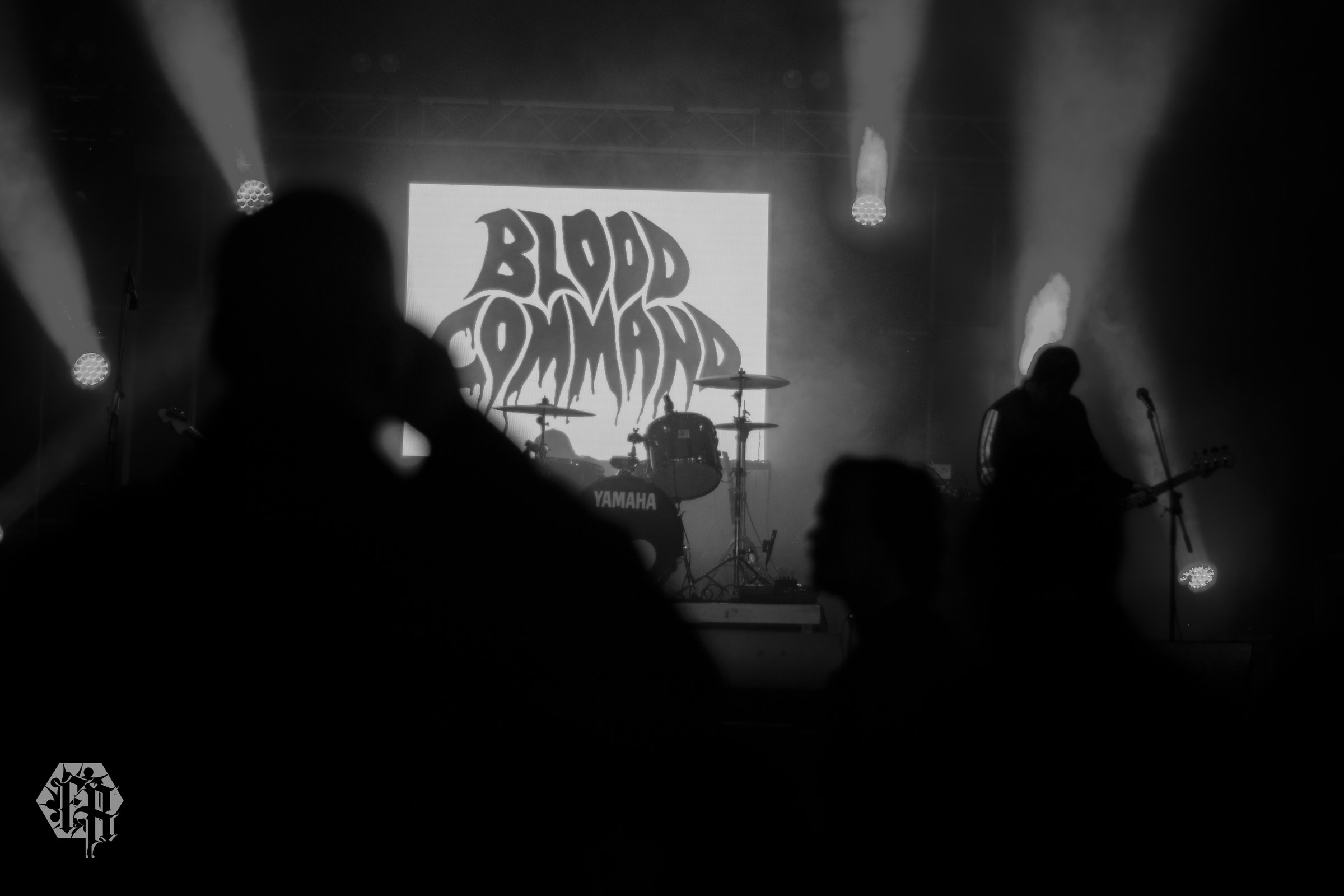 Blood Command – Crowdshot 16