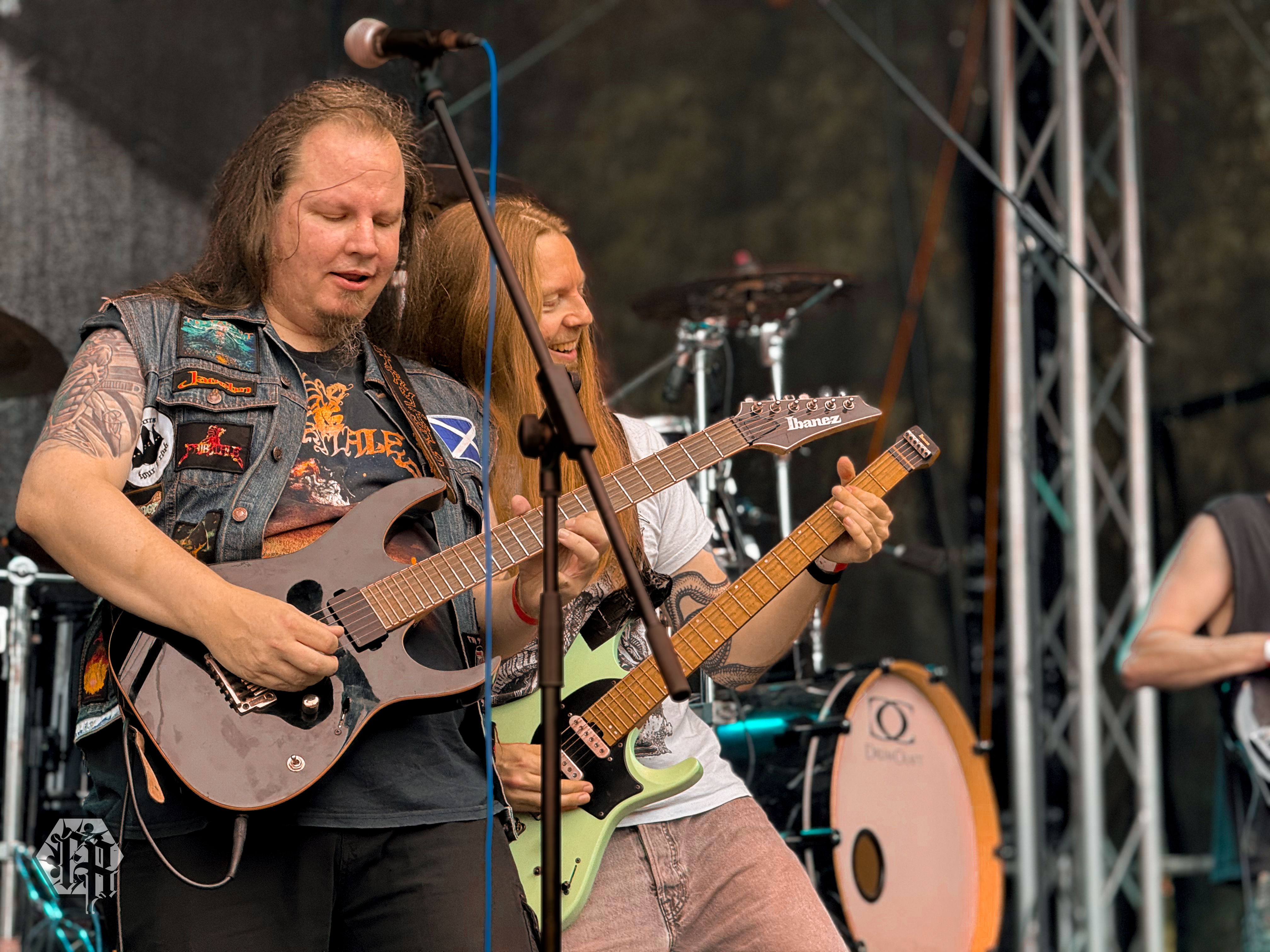 Gitarristen beim Steel meets Steel Open Air